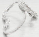 Yeprem 18k White Gold Two-Finger Floral/Leaf 0.94ctw Diamond Ring - Size 7.25