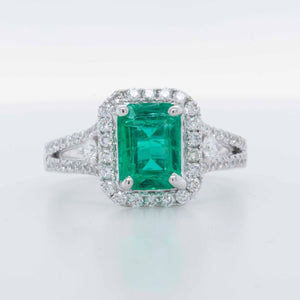 18k White Gold 1.75ct Em Cut Emerald & Diamond Halo Ring 0.50ctw G VS Size 6