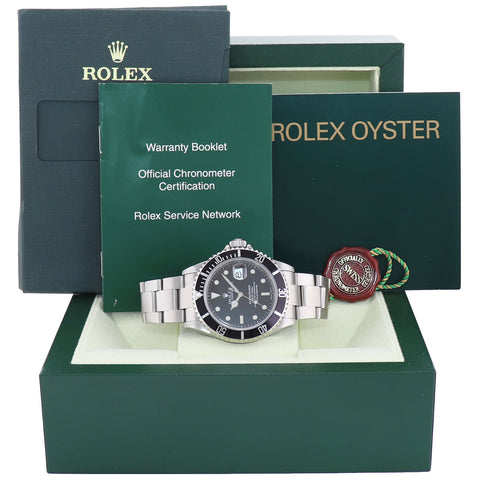 2005 MINT Rolex Submariner Date 16610 Steel Black 40mm Oyster Watch Box