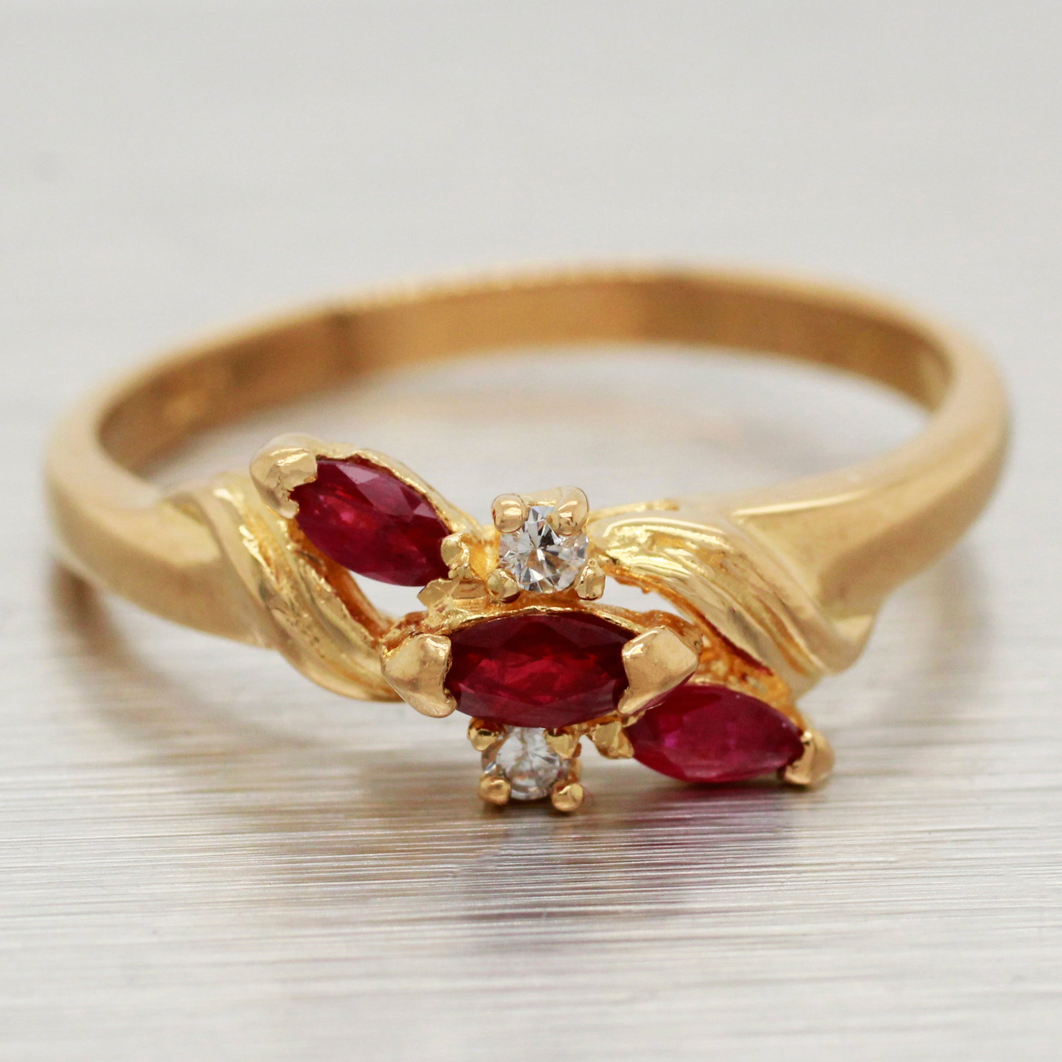 Shimmer Sahara Oval Diamond Ring in 22K Apricot Gold – Reinstein Ross
