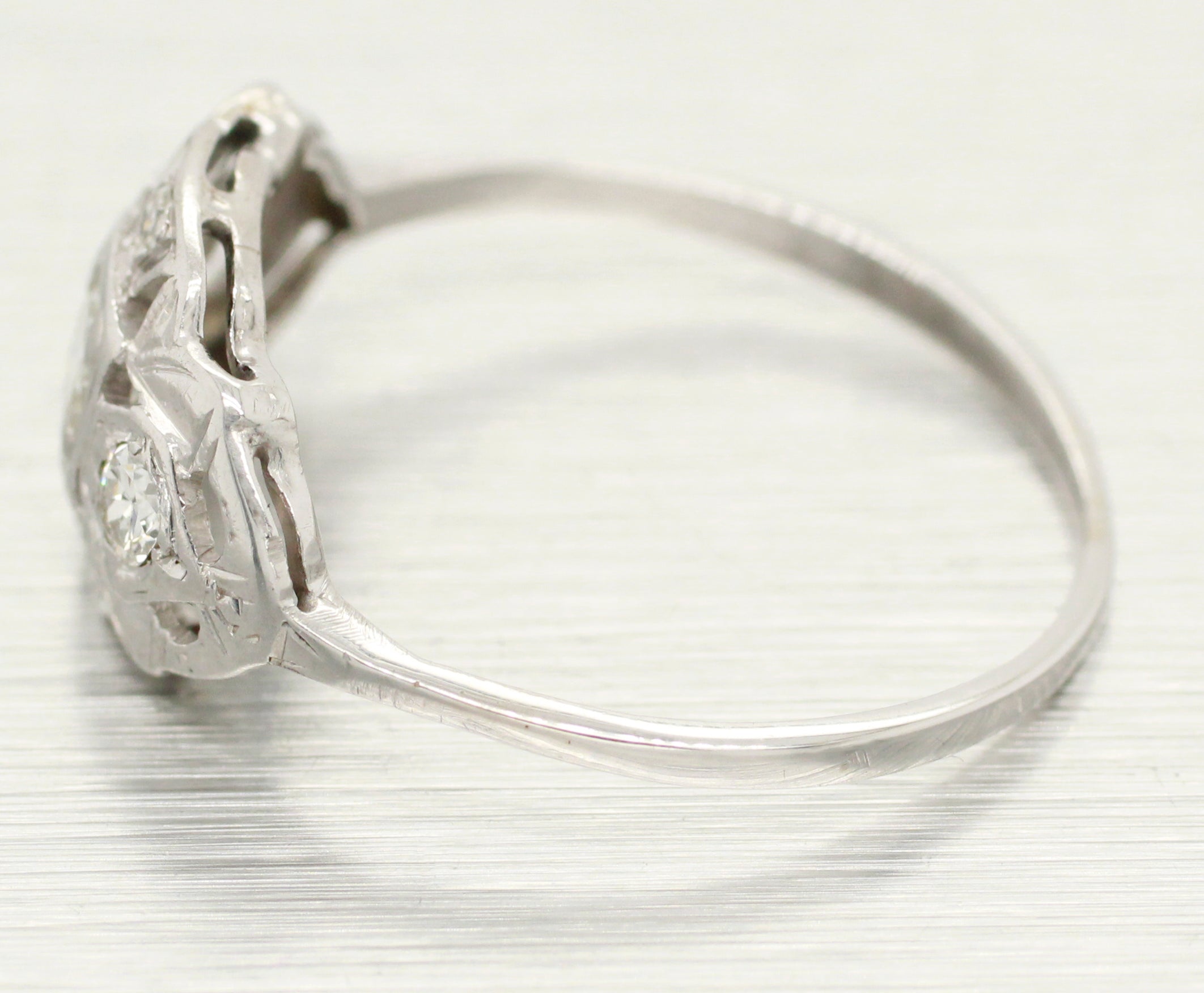 Antique Art Deco Filigree 0.21ctw Diamond Ring - 14k White Gold Band - Size 7.25