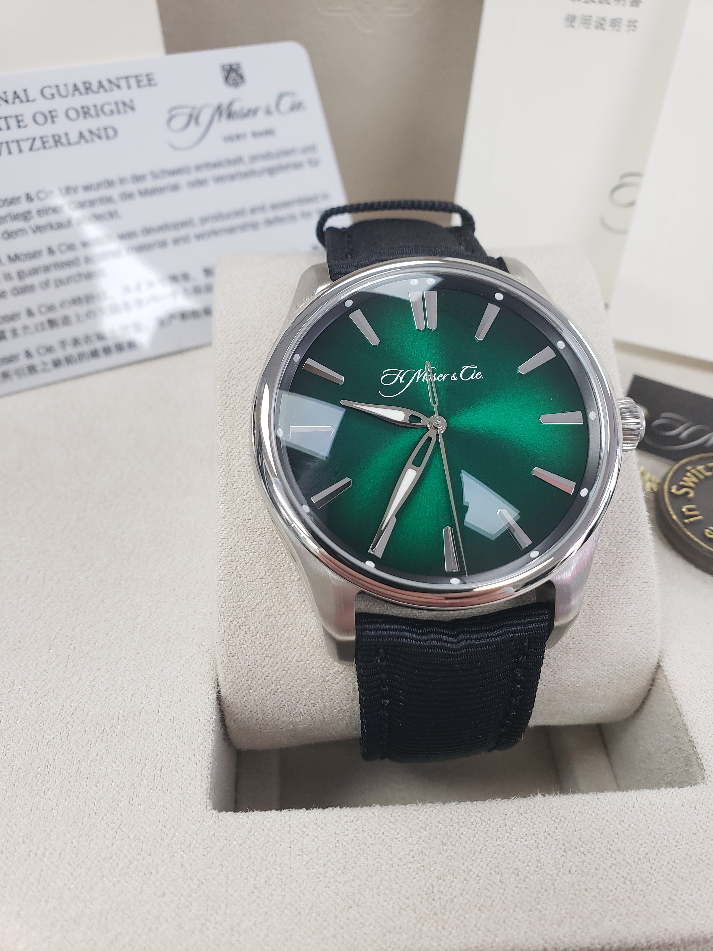 NEW 2020 H. Moser & Cie. Pioneer Centre Seconds Cosmic Green 42.8mm 3200-1202