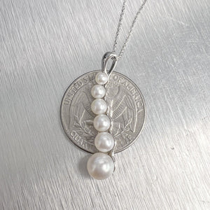 14k White Gold Six Pearl Graduated Journey Pendant Necklace 18" 2.9g - Blue Nile