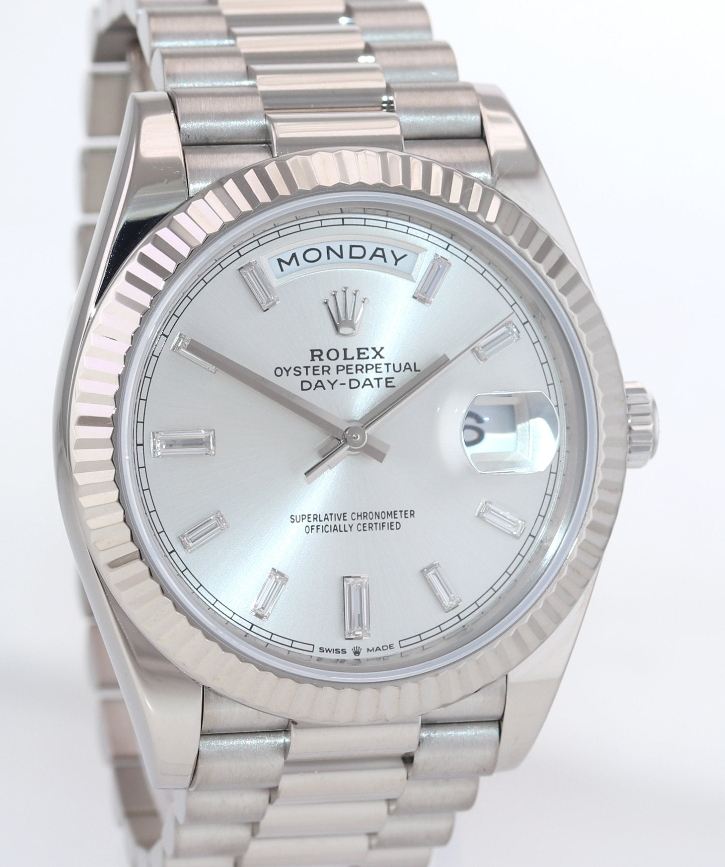 2020 PAPERS Rolex Day Date 40 White Gold President Silver Diamond 228239 Watch