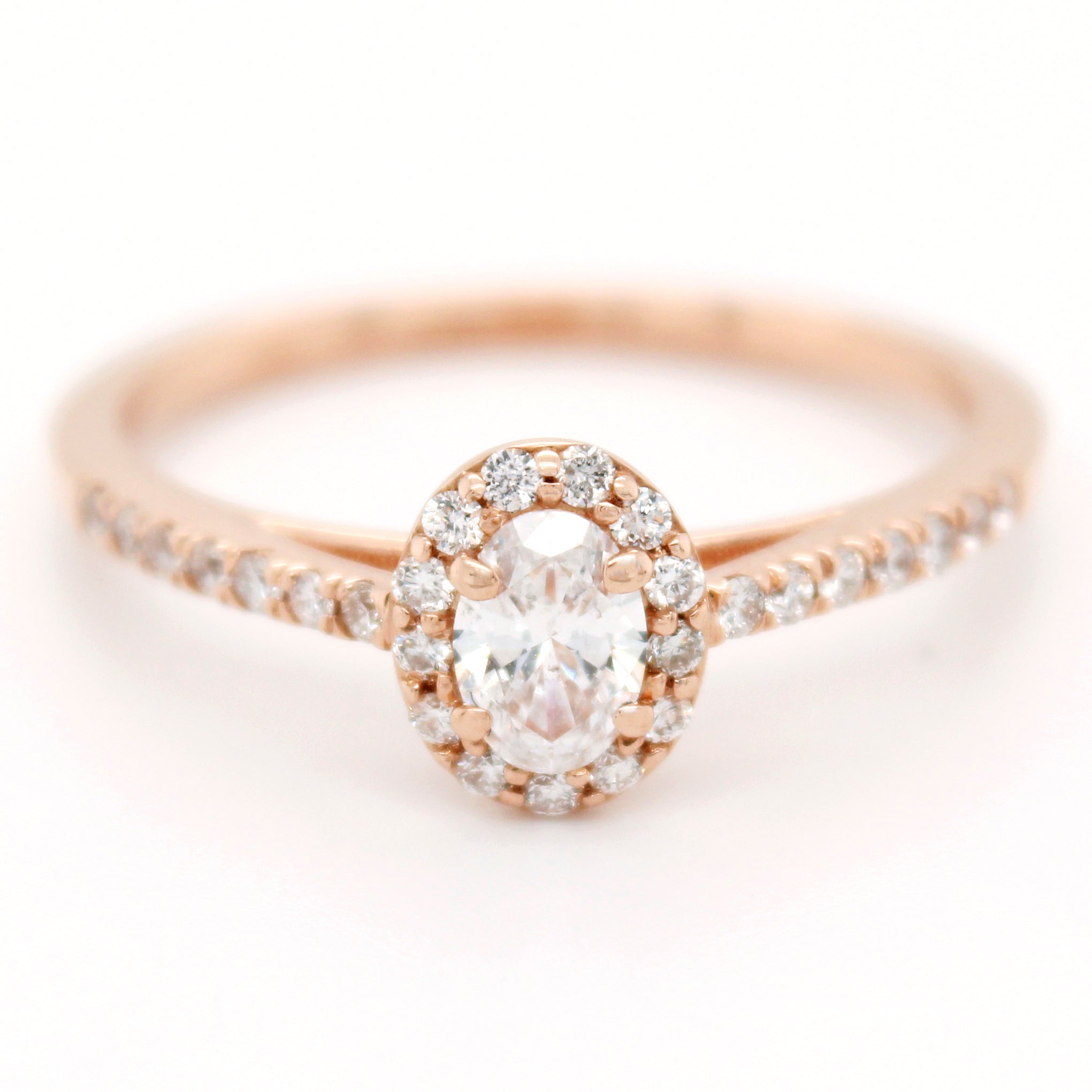 Vintage 0.60ctw Sparkling Diamond Oval Halo Ring in 14k Rose Gold | Size 7.50