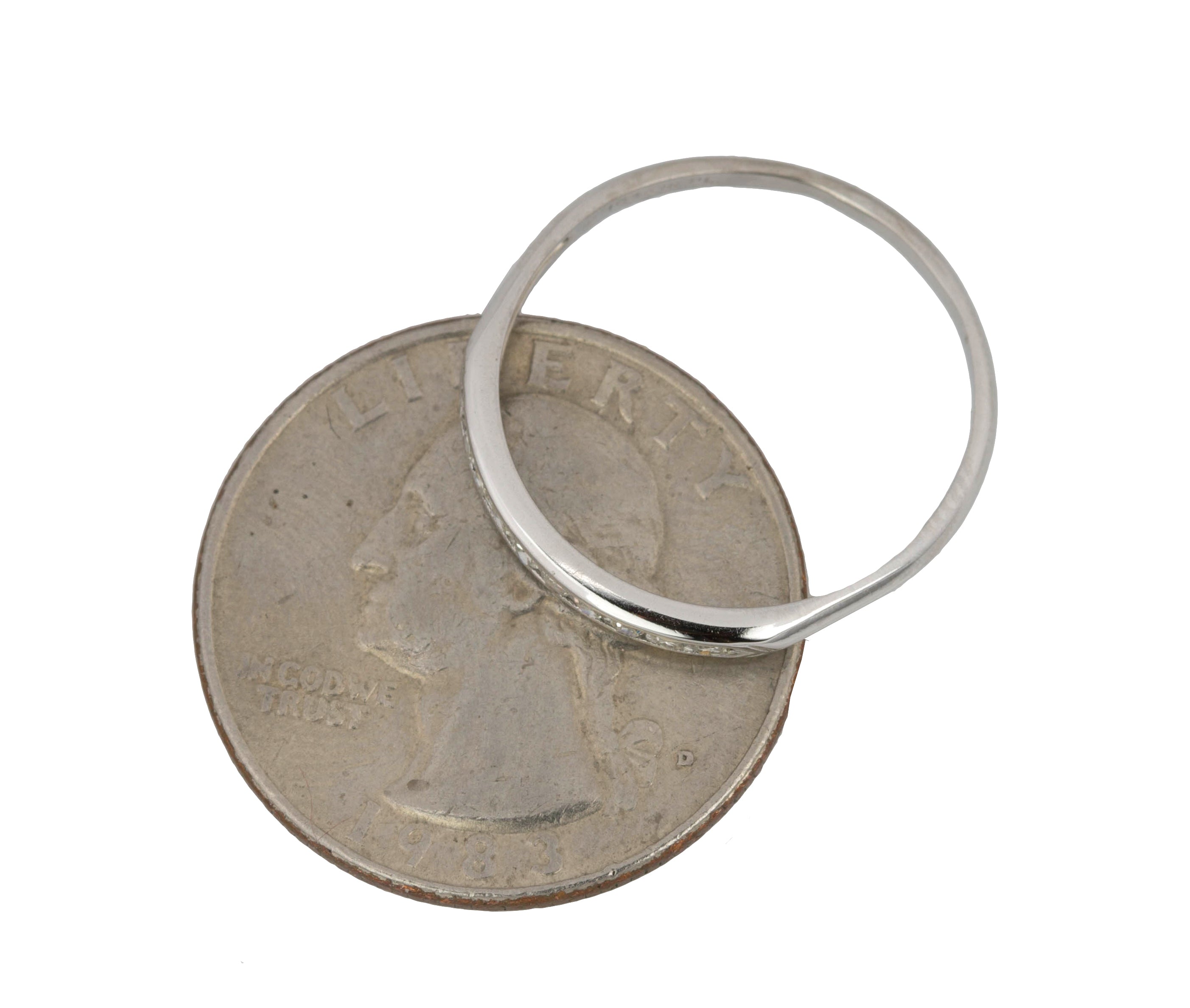 1930s Antique Art Deco Platinum 0.10ctw H-I/I1 Diamond 2mm Wedding Band Ring