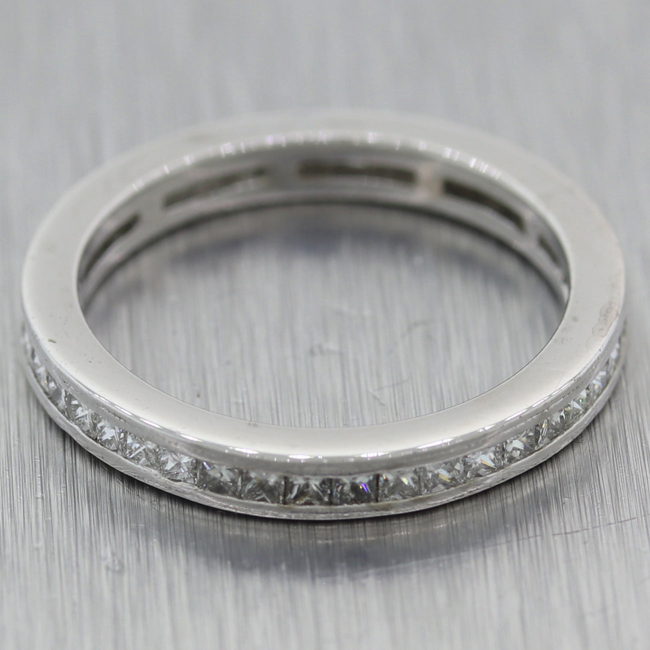 Modern Platinum 0.84ctw Princess Cut Diamond Wedding Band Ring