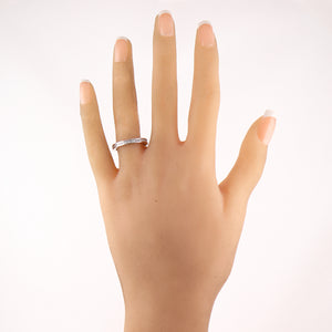 Modern Platinum 0.84ctw Princess Cut Diamond Wedding Band Ring
