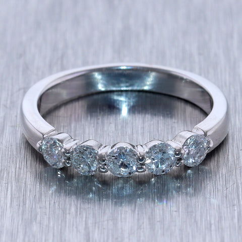 Modern 14k White Gold 0.75ctw Diamond Wedding Band Ring