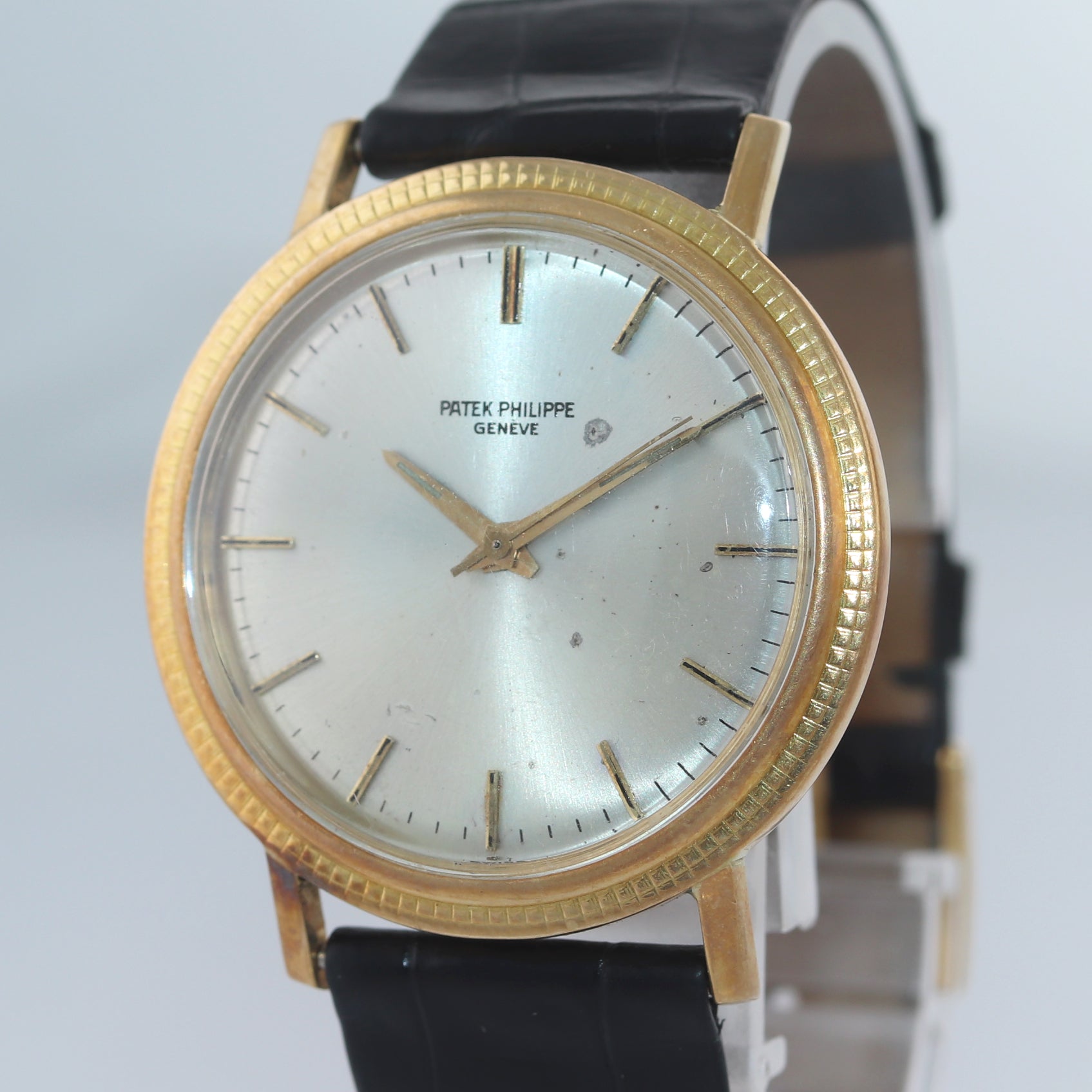 VTG Patek Philippe Calatrava 3569 18k Yellow Gold 35mm Silver Hobnail Watch