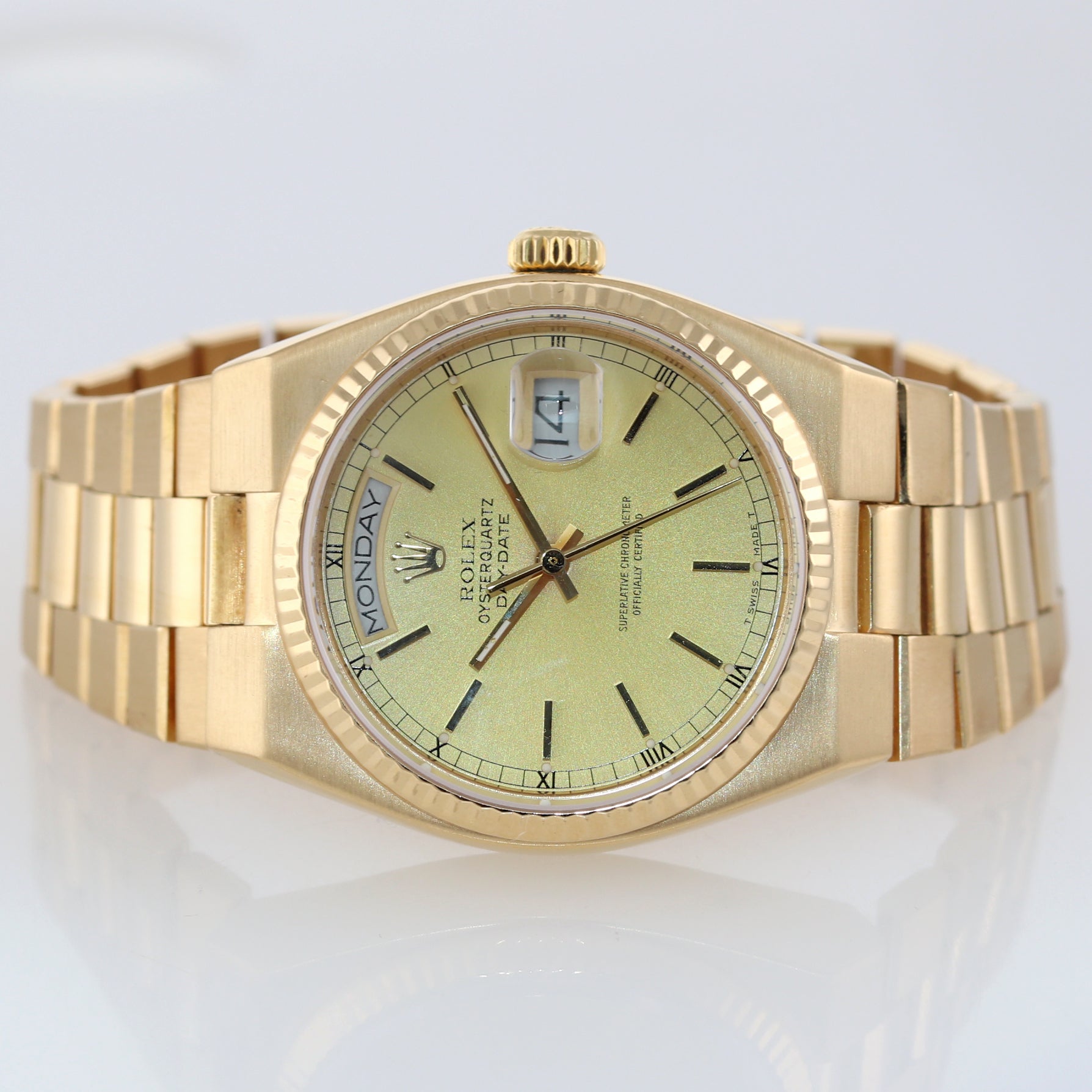 Rolex OysterQuartz Day Date President 19018 Solid 18k Yellow Gold Champagne Watc