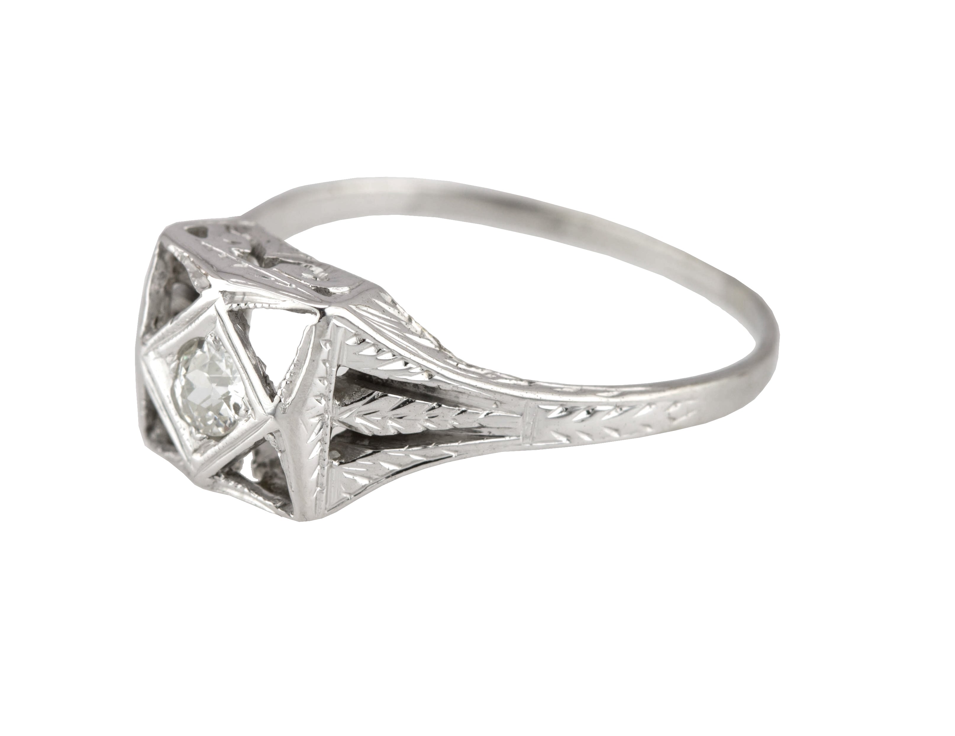 Ladies Antique Art Deco 18K White Gold 0.10 CT Solitaire Diamond Engagement Ring