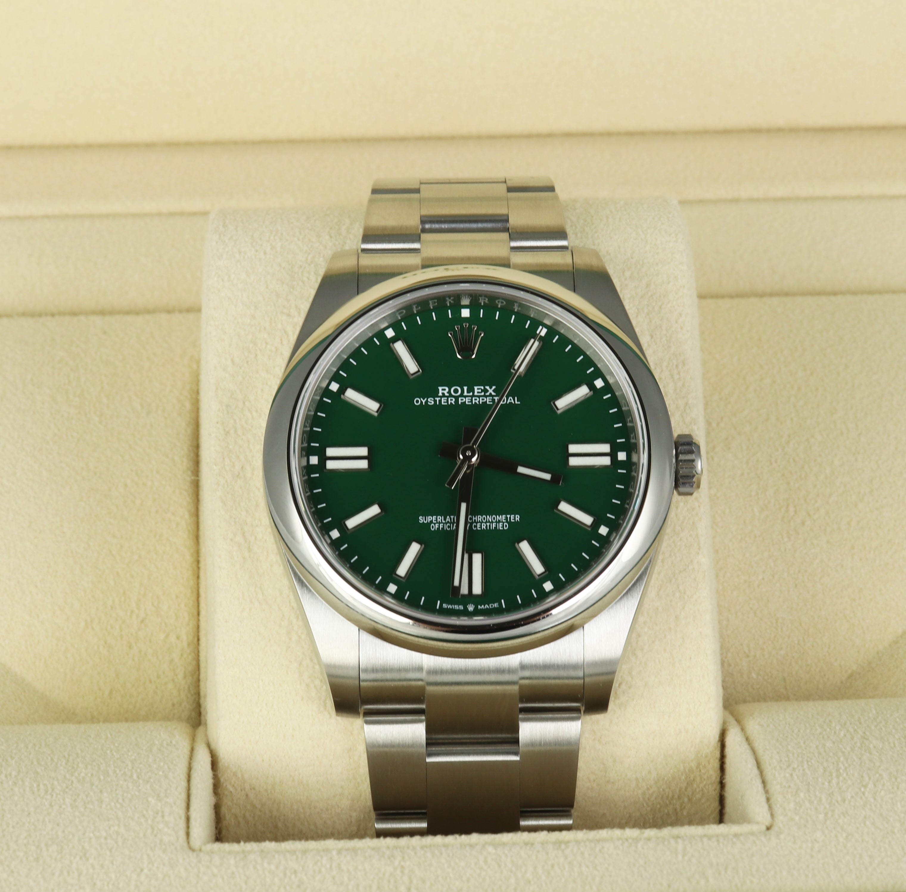 NEW DEC 2020 Rolex Oyster Perpetual 41 GREEN Watch 124300 41mm Stainless Steel