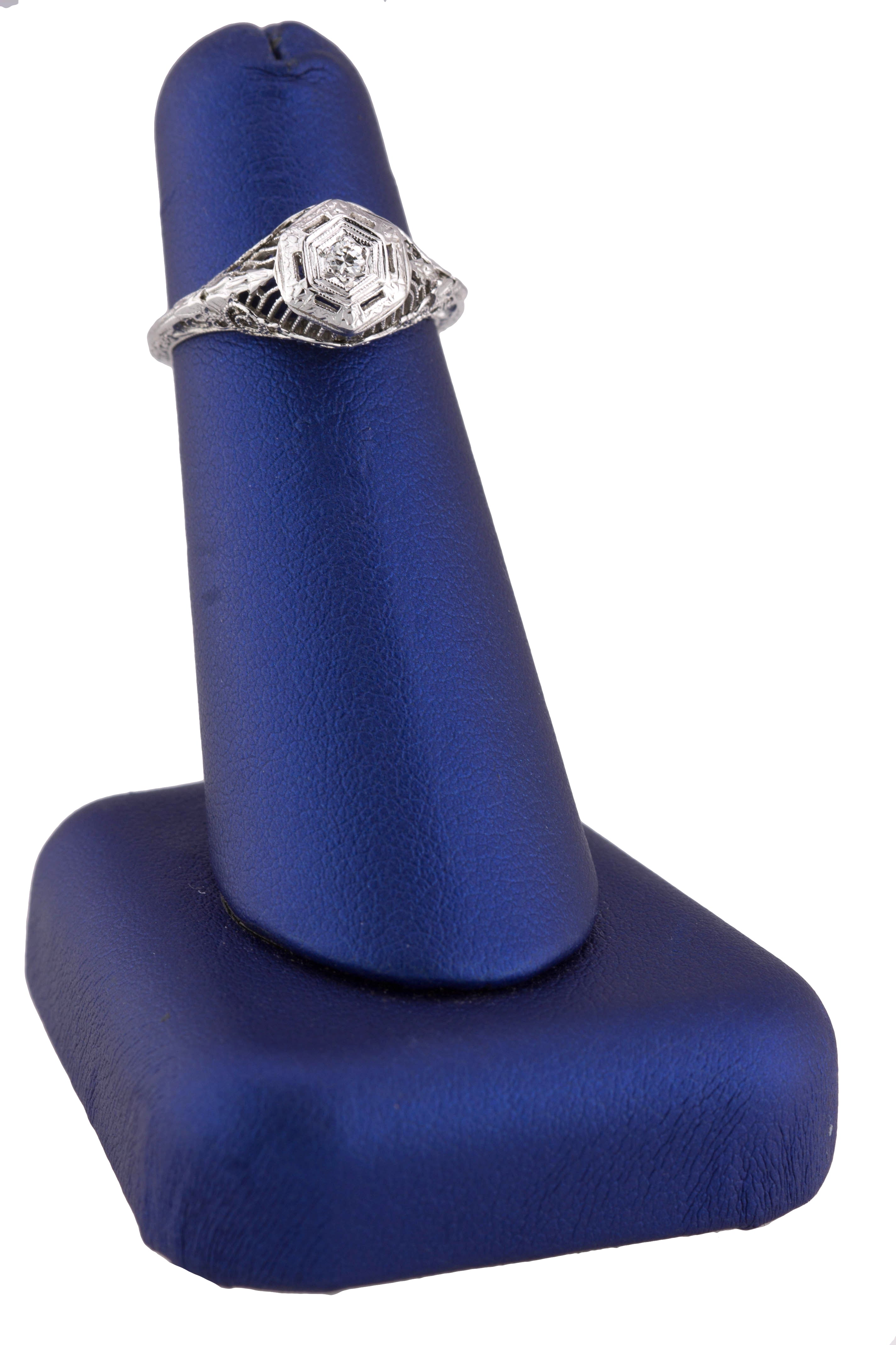 Antique Art Deco 18K White Gold .06CT Solitaire Diamond Filigree Engagement Ring