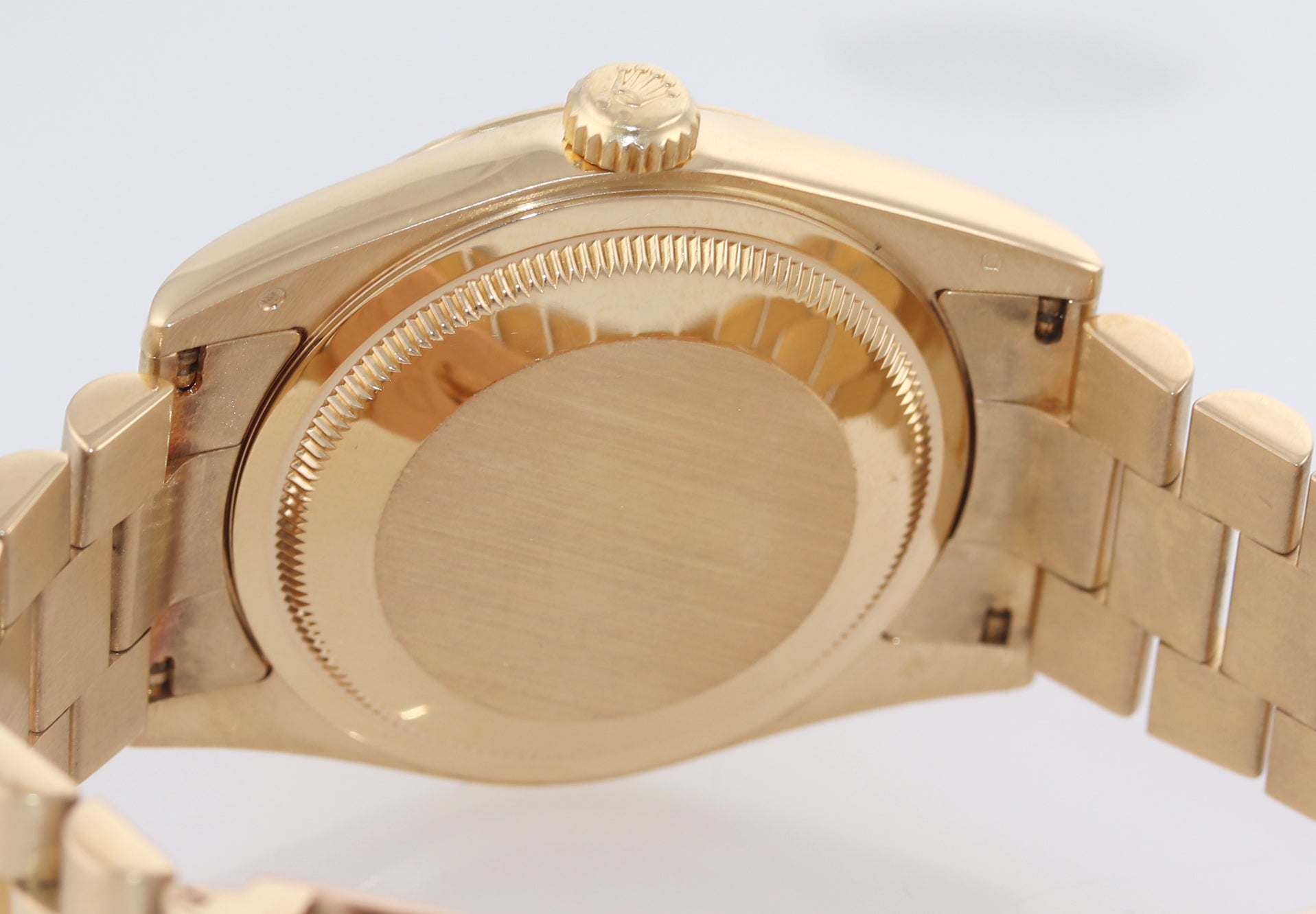 Rolex President Champagne Diamond Dial 18k Yellow Gold 118238 Modern Style Watch