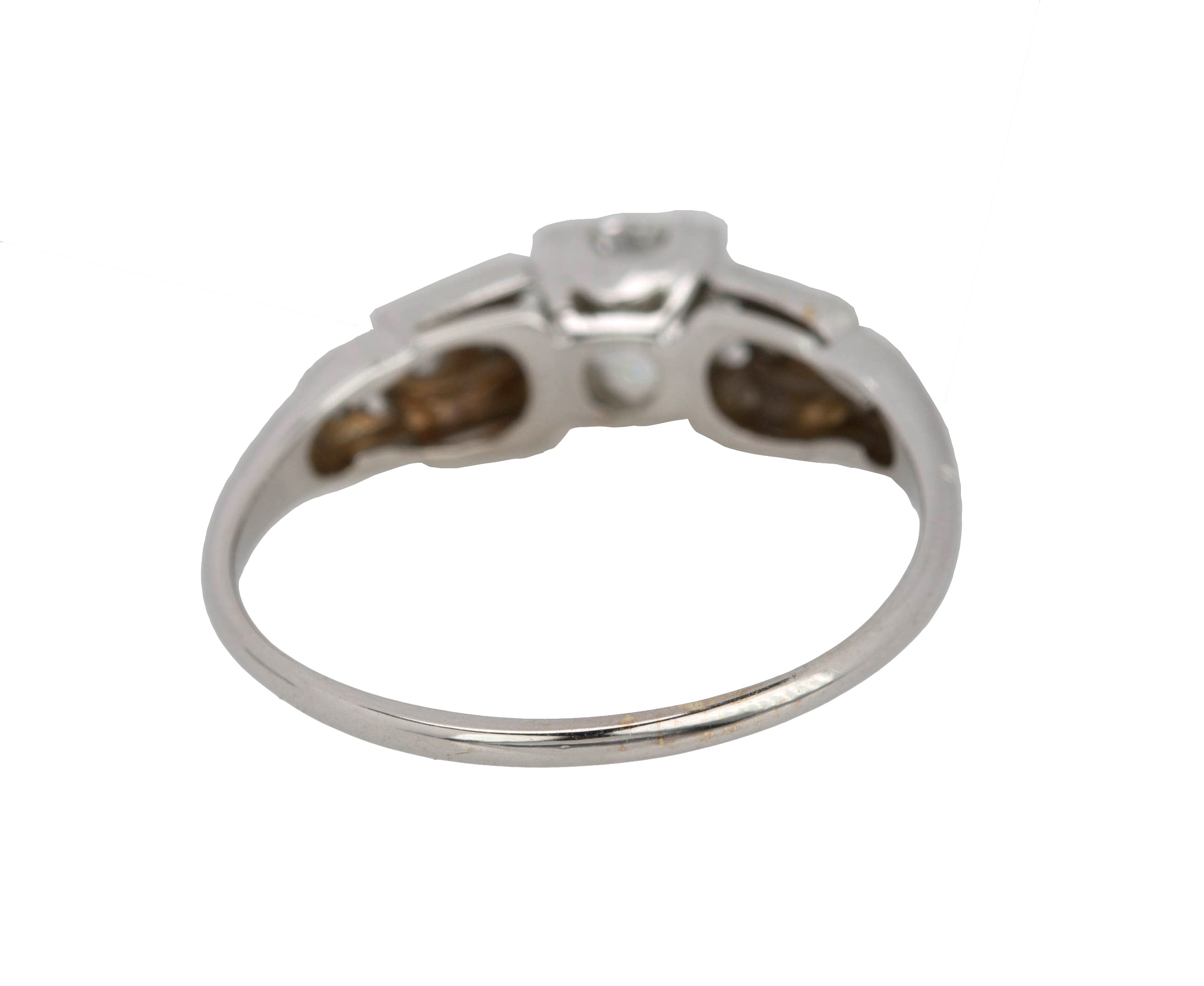 Ladies 1920s Antique Art Deco 14K White Gold 0.50 CT Diamond Engagement Ring
