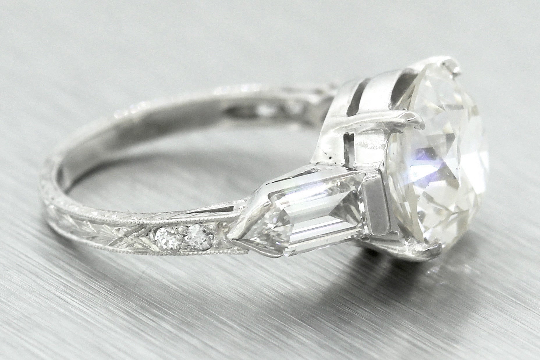 Buy 14K White Gold 1940s Diamond Engagement Ring W/antique Mount, Size 6.5  Online in India - Etsy