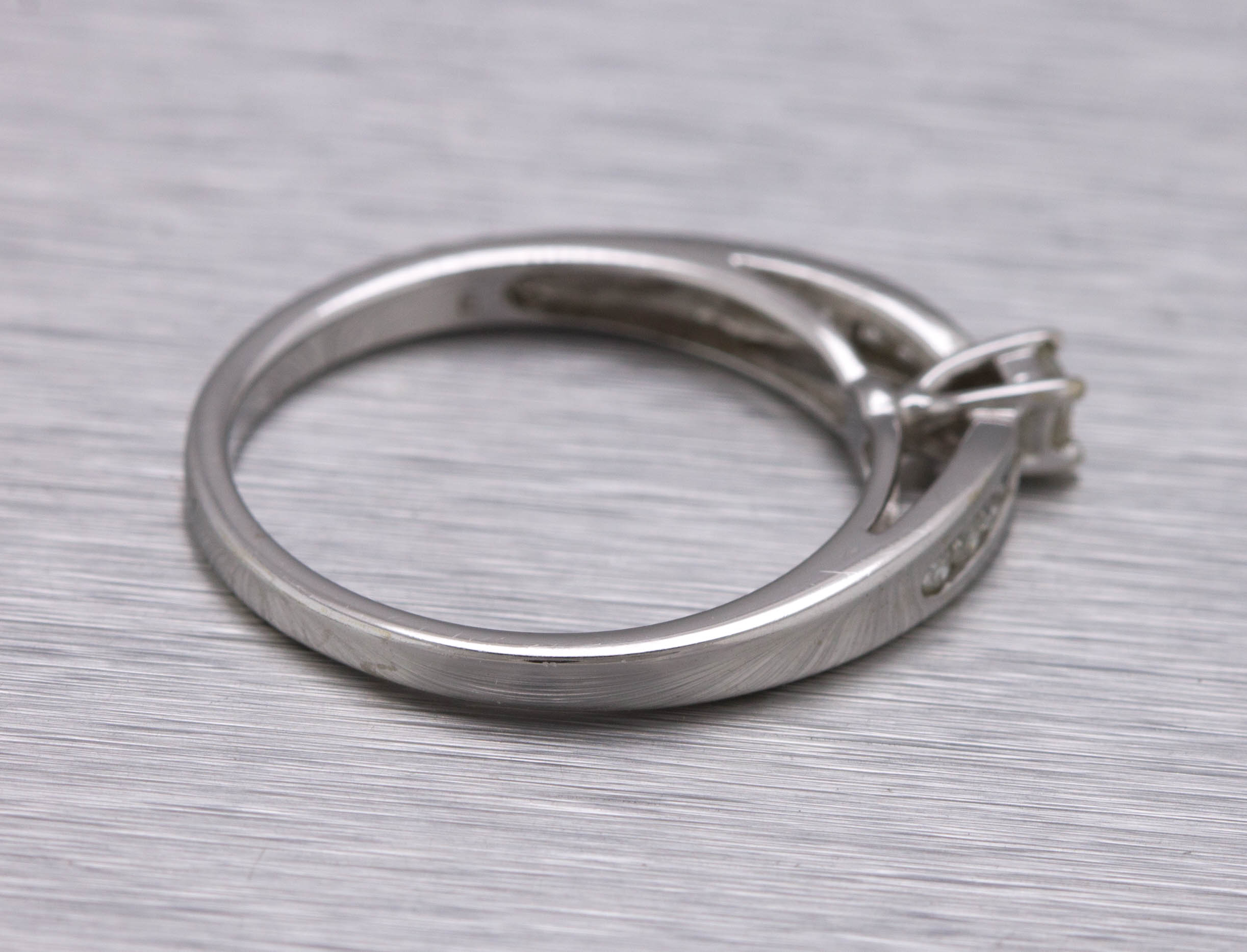 Zales Modern 10K White Gold 0.23ctw Princess Cut Diamond Engagement Ring