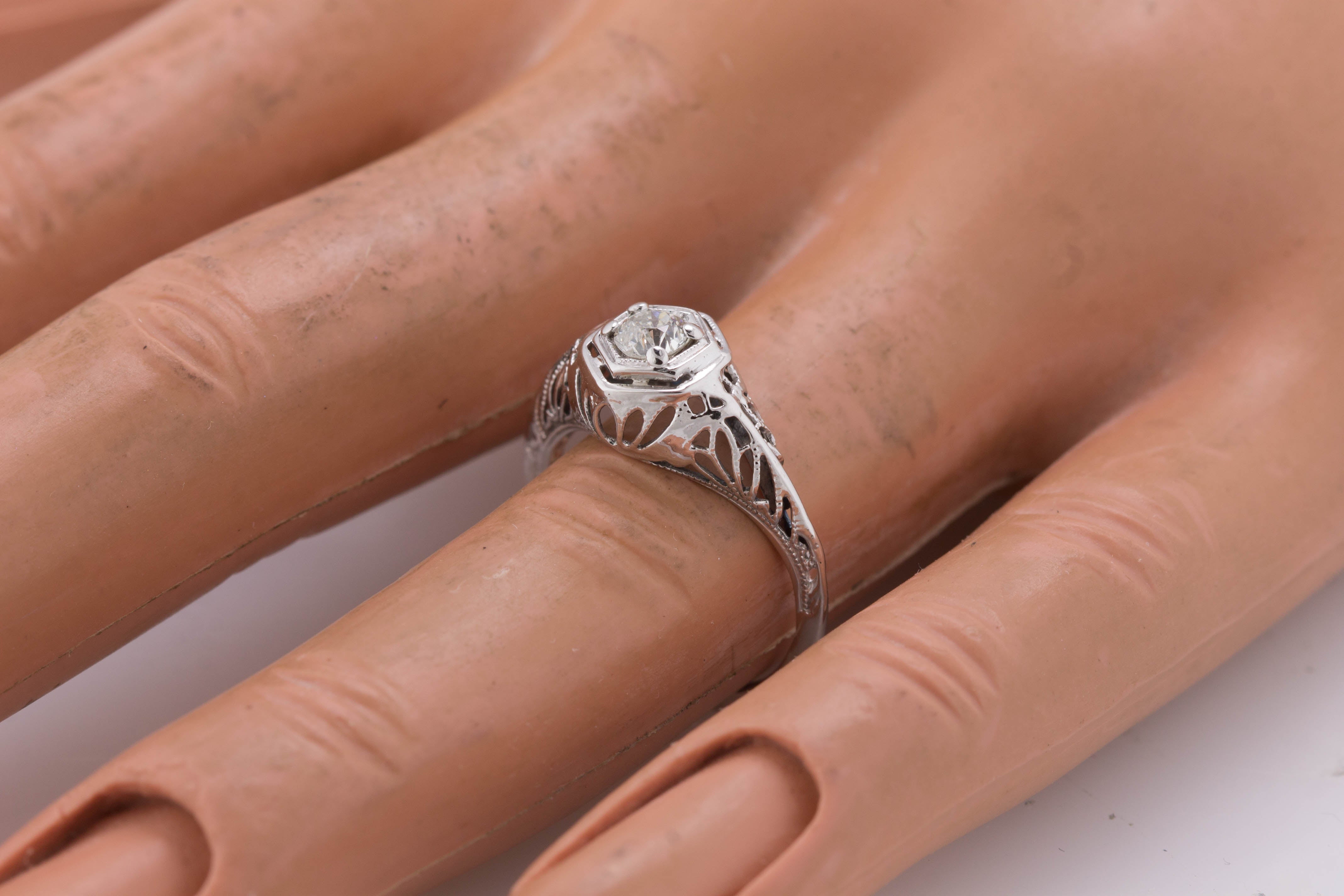 Antique Art Deco 14K White Gold 0.25ct Diamond Filigree Engagement Ring