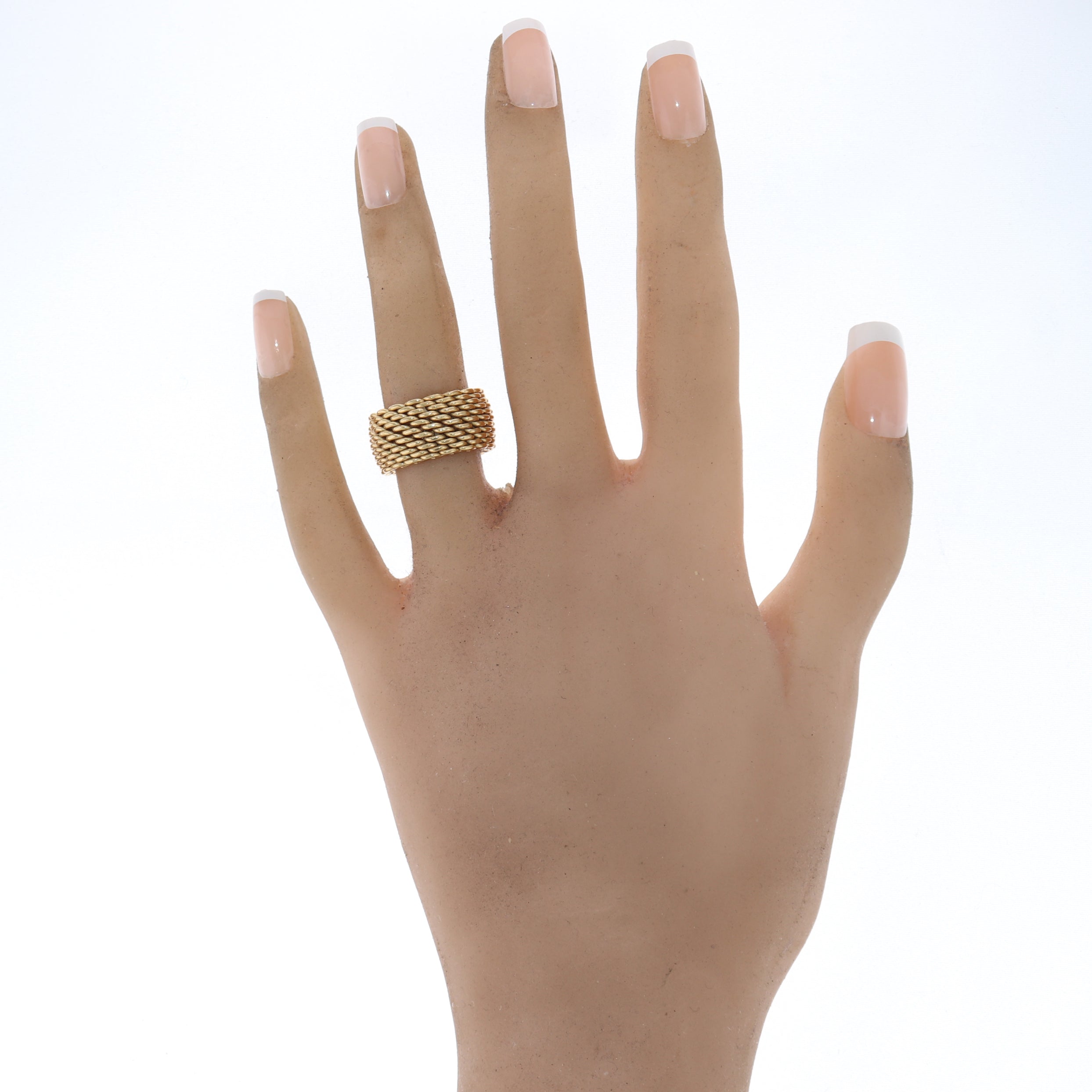Tiffany mesh ring | Ring shopping, Fashion tips, Jewelry