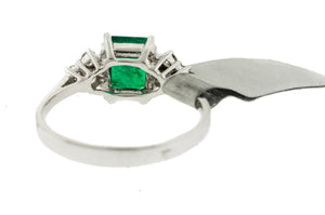 Women's Estate 18K White Gold 7x6mm Emerald Gemstone Diamond Cocktail Ring