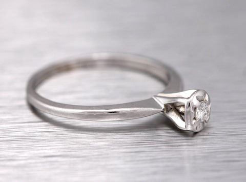 Ladies Vintage Estate 14K White Gold 0.10ct Diamond Solitaire Engagement Ring