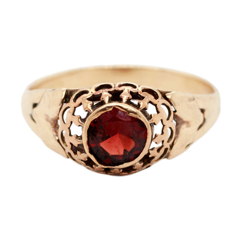 Antique Art Nouveau 0.35ct Red Garnet Band Ring Bezel Set in 14k Yellow Gold