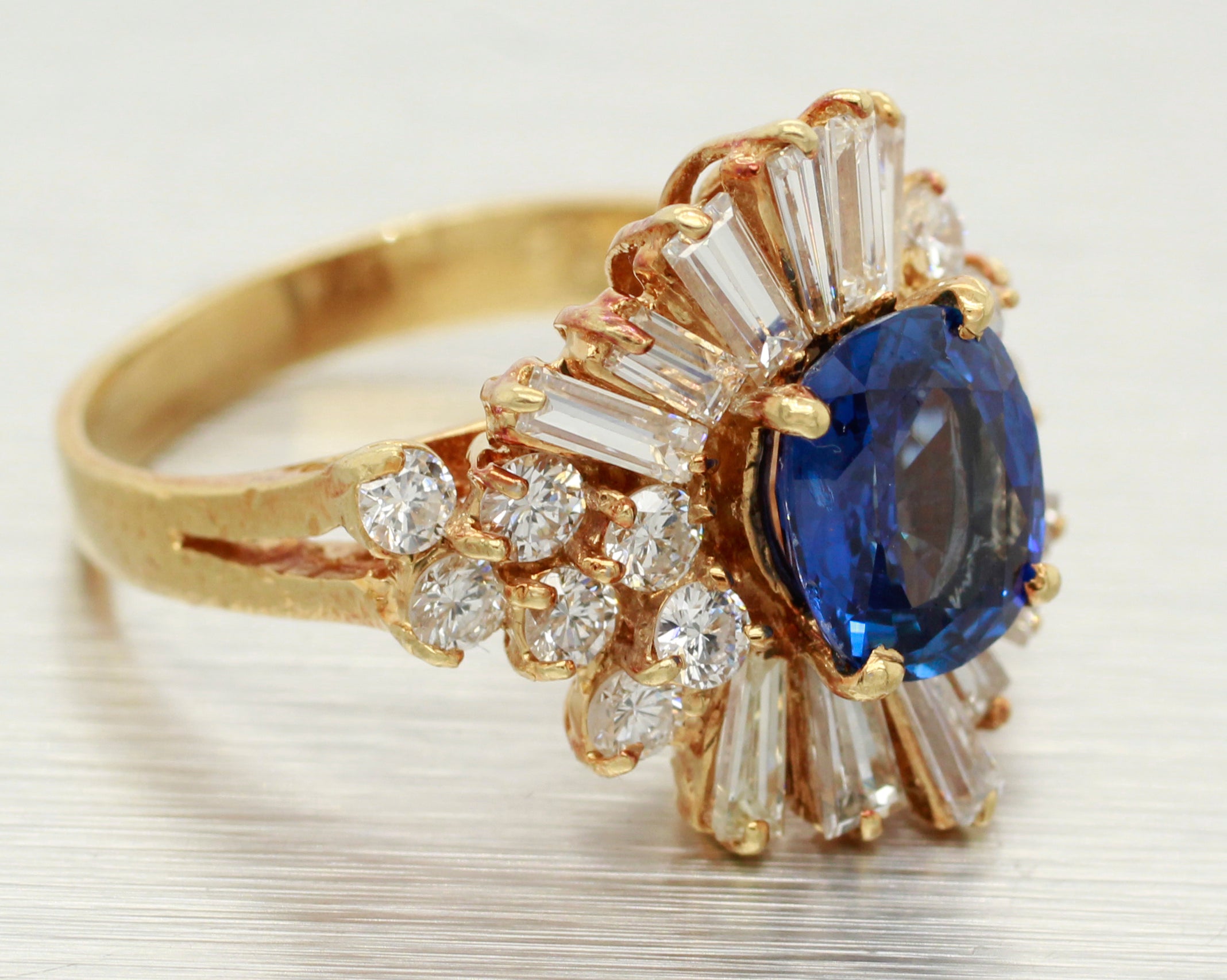 Vintage 1.40ct Sapphire & Diamond Sunburst Cocktail Ring in 18k Gold
