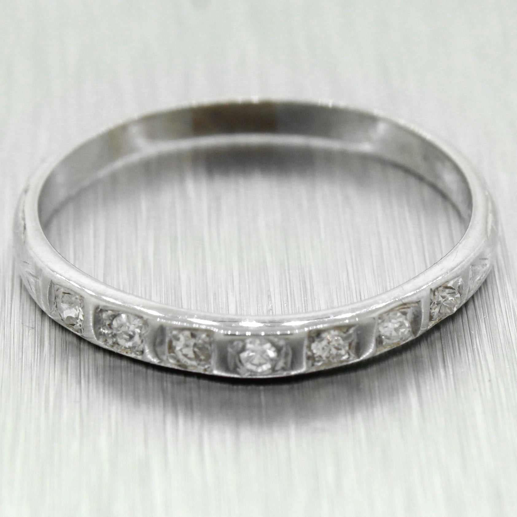 Antique Edwardian 18k Solid White Gold 0.14ctw Diamond Wedding Band Ring