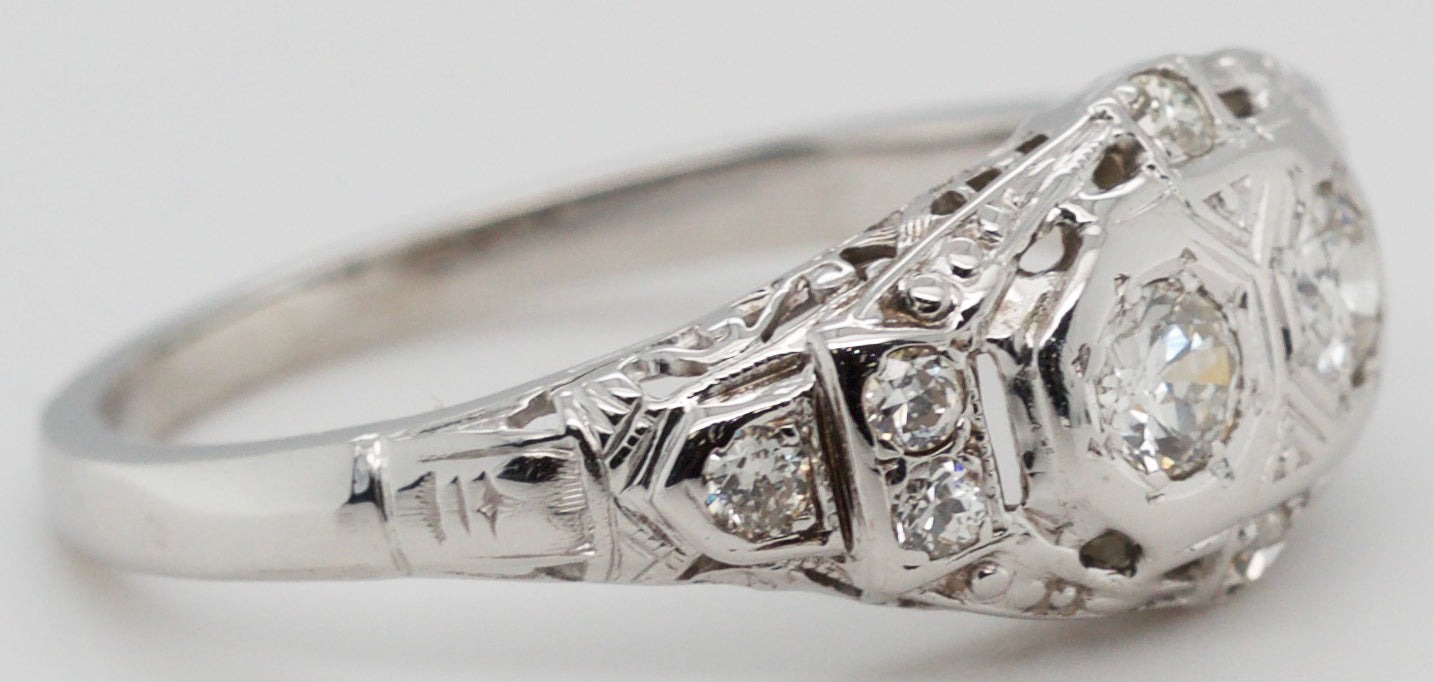 Women's Art Deco 3.1g 14k White Gold  0.28ct Diamond Vintage Cocktail Ring